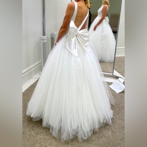 NWT Custom Pnina Tornai wedding gown - Picture 3 of 10